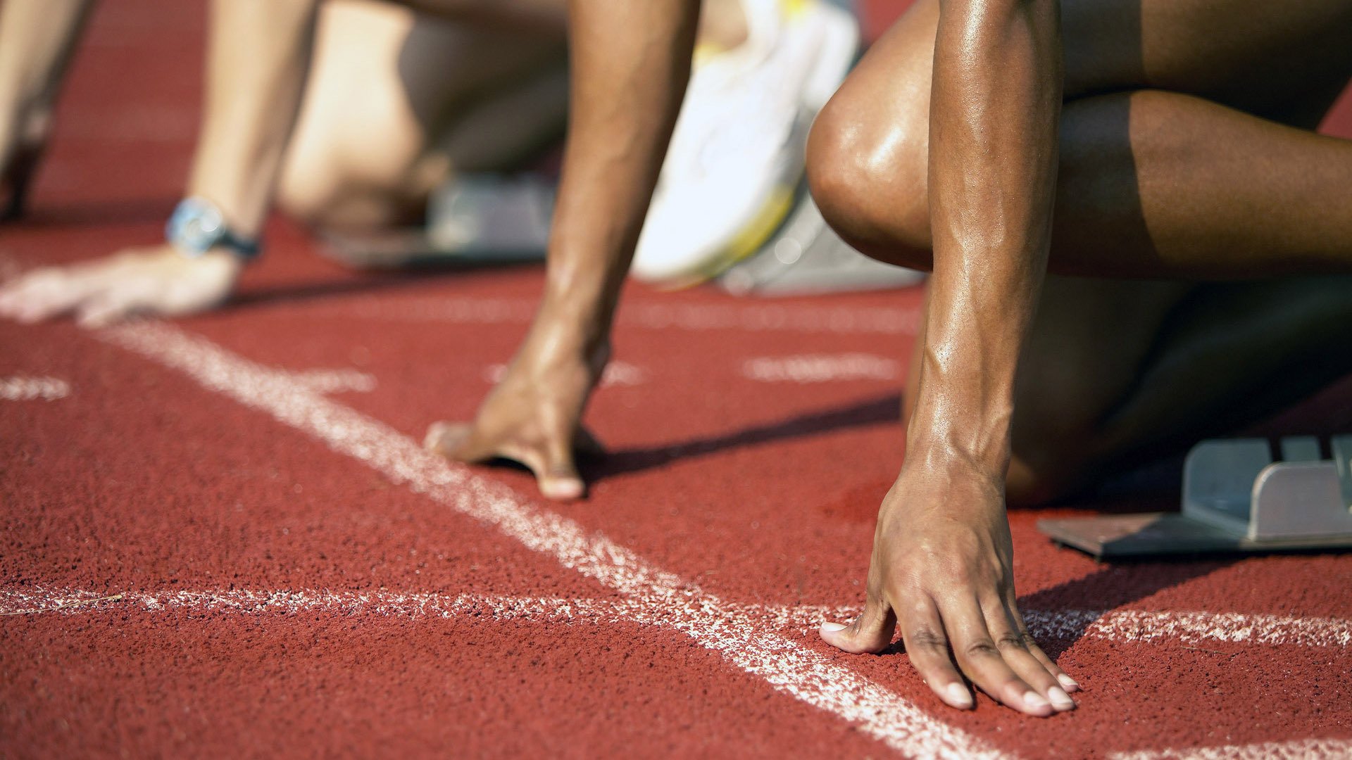 勇士在第四节突然爆发，库里连续投中几记关键远三，带领球队逆转战局！