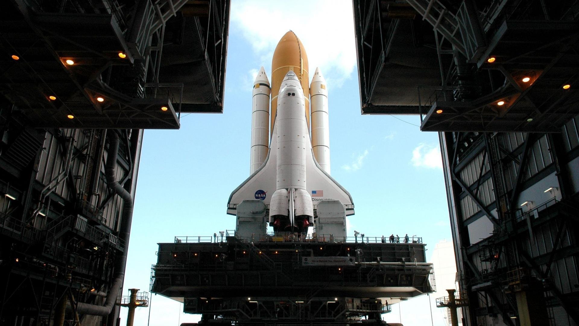 勇士在第四节突然爆发，库里连续投中几记关键远三，带领球队逆转战局！